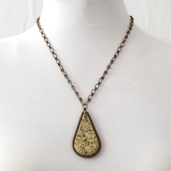 Handmade Teardrop Yellow Jasper Pendant Necklace With Antique Bronze Chain Jewel - Picture 8 of 9